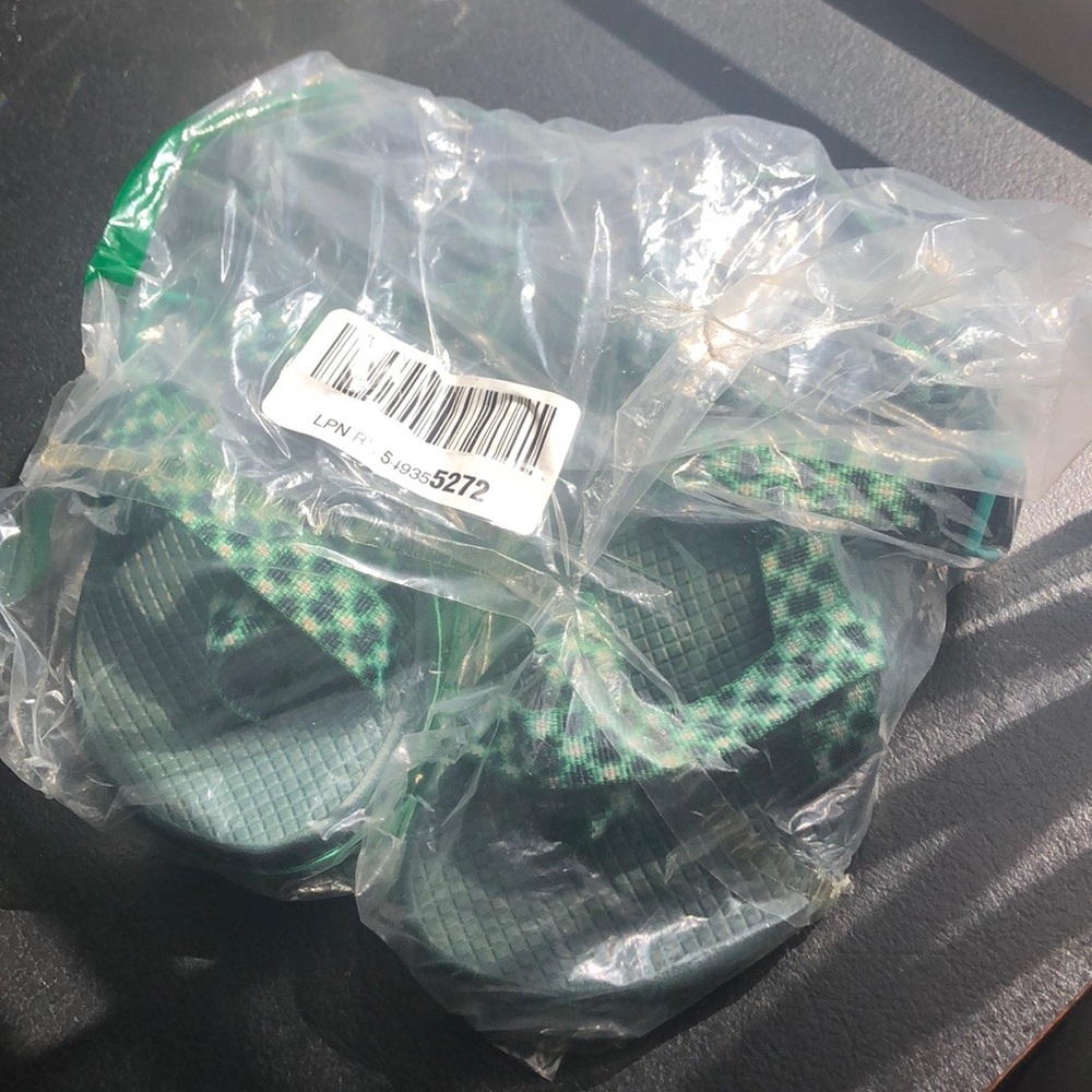 New Chaco Sandals - Picture 2 of 2